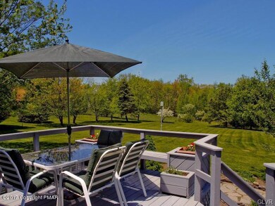 377 Warner Dr, Chestnuthill Township, PA 18353 - photo 5