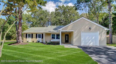 1 Spruce Cir S Barnegat NJ-small-005-035