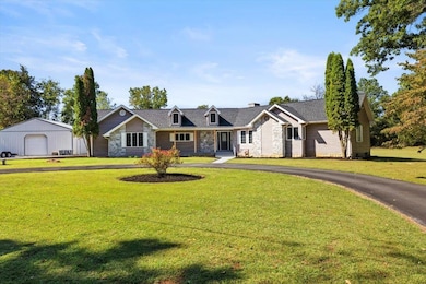 174 Martin St, Luray, VA 22835 - photo 5