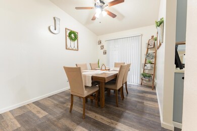 1061 11th Ave, Kingsburg, CA 93631 - photo 6