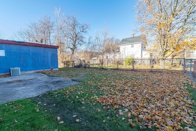 1637 Kemble Ave, South Bend, IN 46613 - photo 3