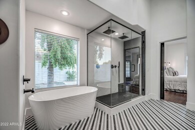 MASTER BATH 3