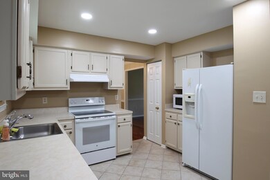 14242 Twig Rd, Silver Spring, MD 20905 - photo 4