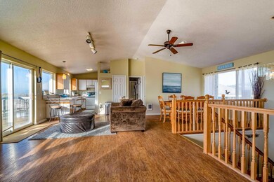 Seating Dining Kitchen