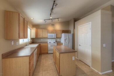 007_Kitchen