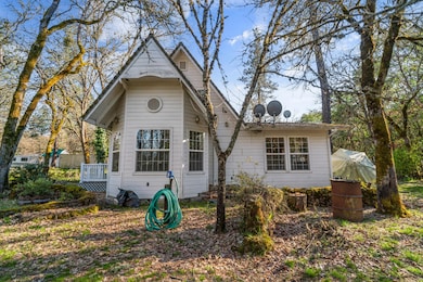 190 Long Acres Rd, Grants Pass, OR 97527 - photo 4