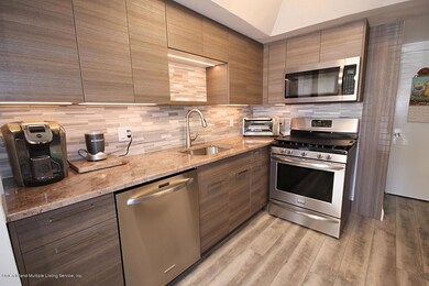 Manhattan style modern kitchen