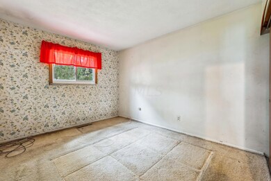 6-web-or-mls-3911-edendale-rd