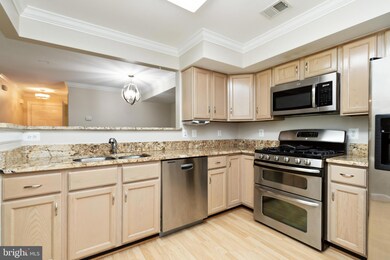 8301 Bluebird Way unit G, Lorton, VA 22079 - photo 6