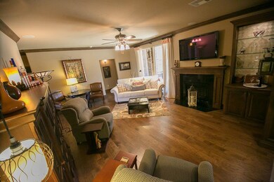 19620 Crest Ridge Dr, Edmond, OK 73012 - photo 4