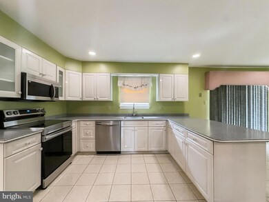 5 Brimley Ct, Reisterstown, MD 21136 - photo 2