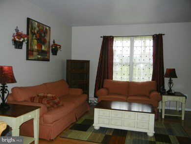 805 Monarch Ln, Huntingtown, MD 20639 - photo 5