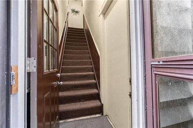 3435 Denny St unit 2, Pittsburgh, PA 15201 - photo 3