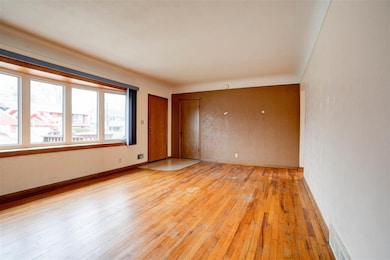 2712 14th Ave SE, Cedar Rapids, IA 52403 - photo 3