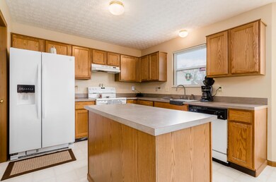 1192 Wilstone Ct, Columbus, OH 43240 - photo 7