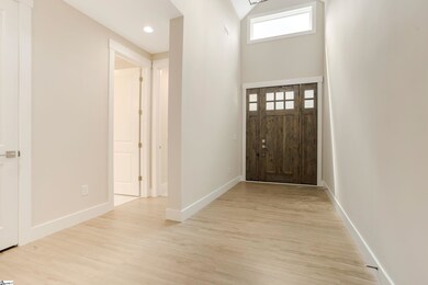 15 Springdale Dr, Travelers Rest, SC 29690 - photo 4