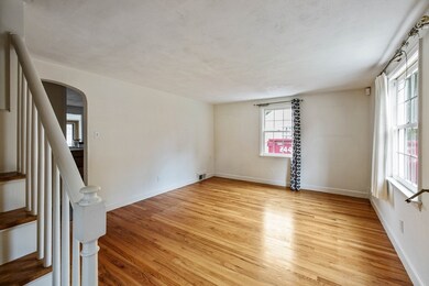 28 Hazen St, Springfield, MA 01119 - photo 6