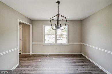 2 Franklin Getz Dr, Broomall, PA 19008 - photo 5