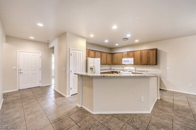 Very beautiful kitchen with granite, solid oak cab