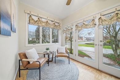 2 Witham St, Lynnfield, MA 01940 - photo 2