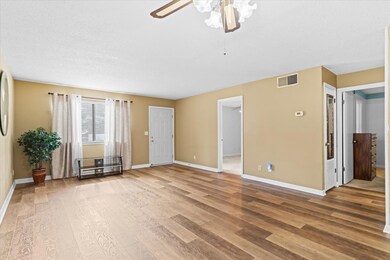 303 Crystal Place unit 16, Dalton, GA 30720 - photo 6