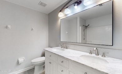 3526 Twisted Tree Ln, Jacksonville, FL 32216 - photo 5