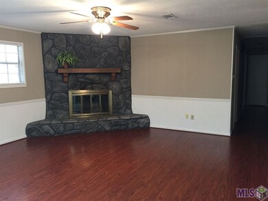 4610 Cypress St, Zachary, LA 70791 - photo 6