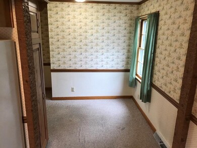 324 Wallace Ave, Bucyrus, OH 44820 - photo 6