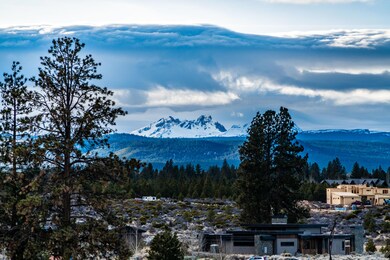 19300 Seaton Lp, Bend-25