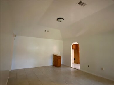 6405 Gold St, Houston, TX 77026 - photo 2