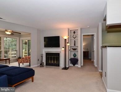 2217 Lovedale Ln unit C, Reston, VA 20191 - photo 6