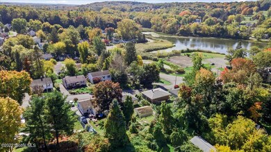 213 Washington Ave E, Rensselaer, NY 12144 - photo 3