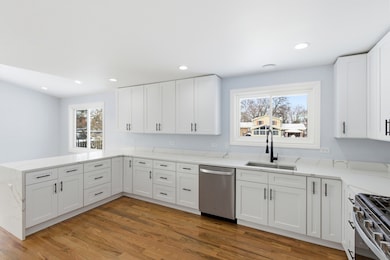 134 Lunt Ave, Schaumburg, IL 60193 - photo 6