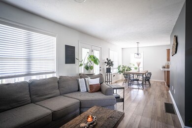 352 Village Dr, Frankfort, KY 40601 - photo 6