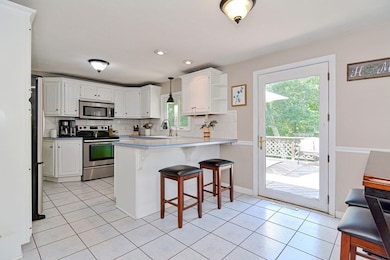 117 Westside Ave, North Attleboro, MA 02760 - photo 5