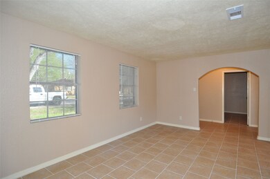 4710 Pine St, Seabrook, TX 77586 - photo 7