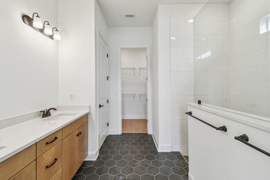 Owner's Bath