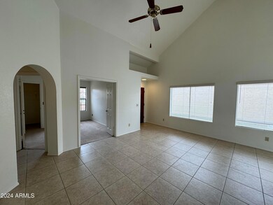 1823 E Secretariat Dr, Tempe, AZ 85284 - photo 4