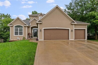 14741 S Hallet St, Olathe, KS 66062 - photo 2