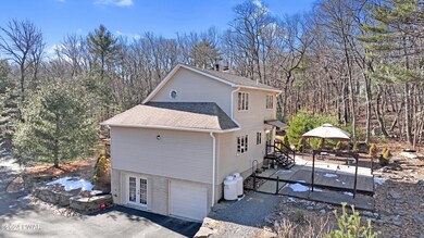 111 Arrowood Dr, Milford, PA 18337 - photo 3