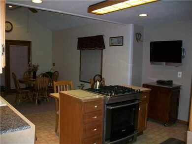 110 17th Ave, North Tonawanda, NY 14120 - photo 4