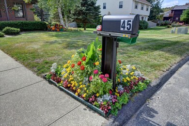4-Mailbox