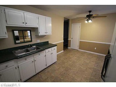 373 Northfield Dr, King, NC 27021 - photo 5