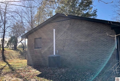 916 Krebs Station Rd, Paducah, KY 42003 - photo 5