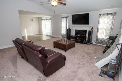 2011 Flounder Run, New Bern, NC 28562 - photo 3