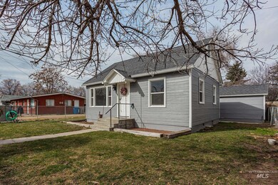 816 E Sherman Ave, Nampa, ID 83686 - photo 3