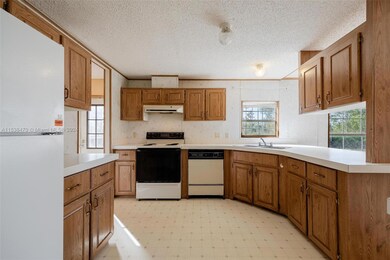 4521 Kirby Thompson Rd, Labelle, FL 33935 - photo 6