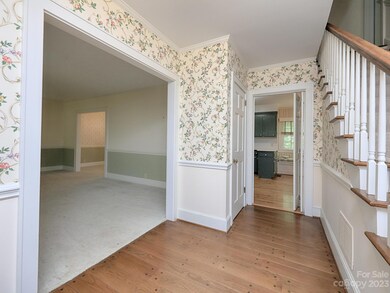 2514 Heritage Cir, Statesville, NC 28625 - photo 4