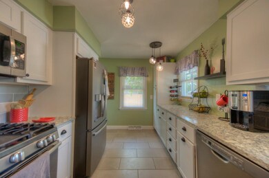 9347 O Day Dr, Highland, IN 46322 - photo 2