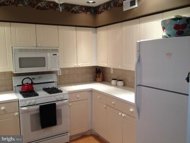 112 Arden Ct, Harleysville, PA 19438 - photo 6